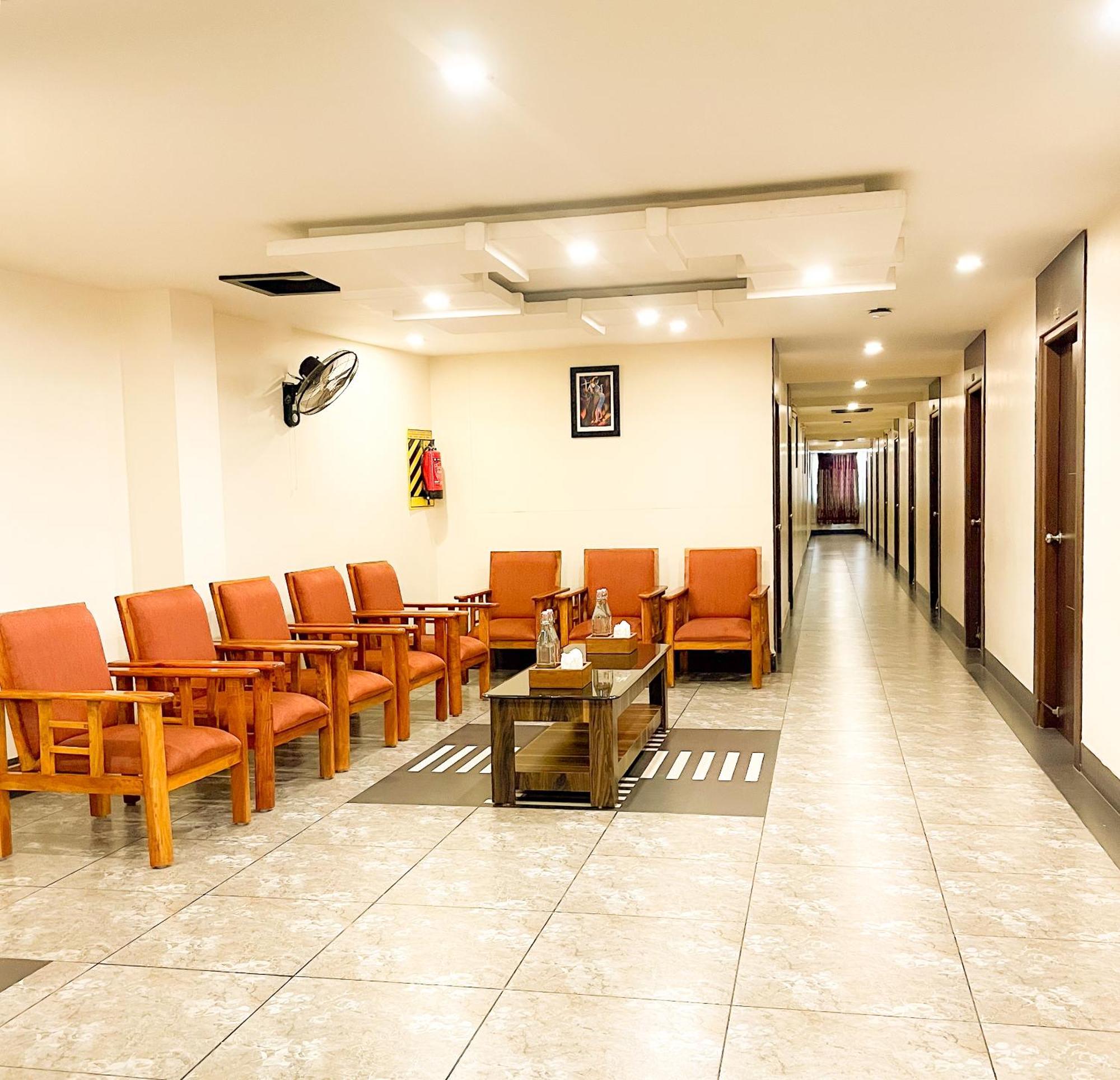 מלון ארודה Shree Residency מראה חיצוני תמונה